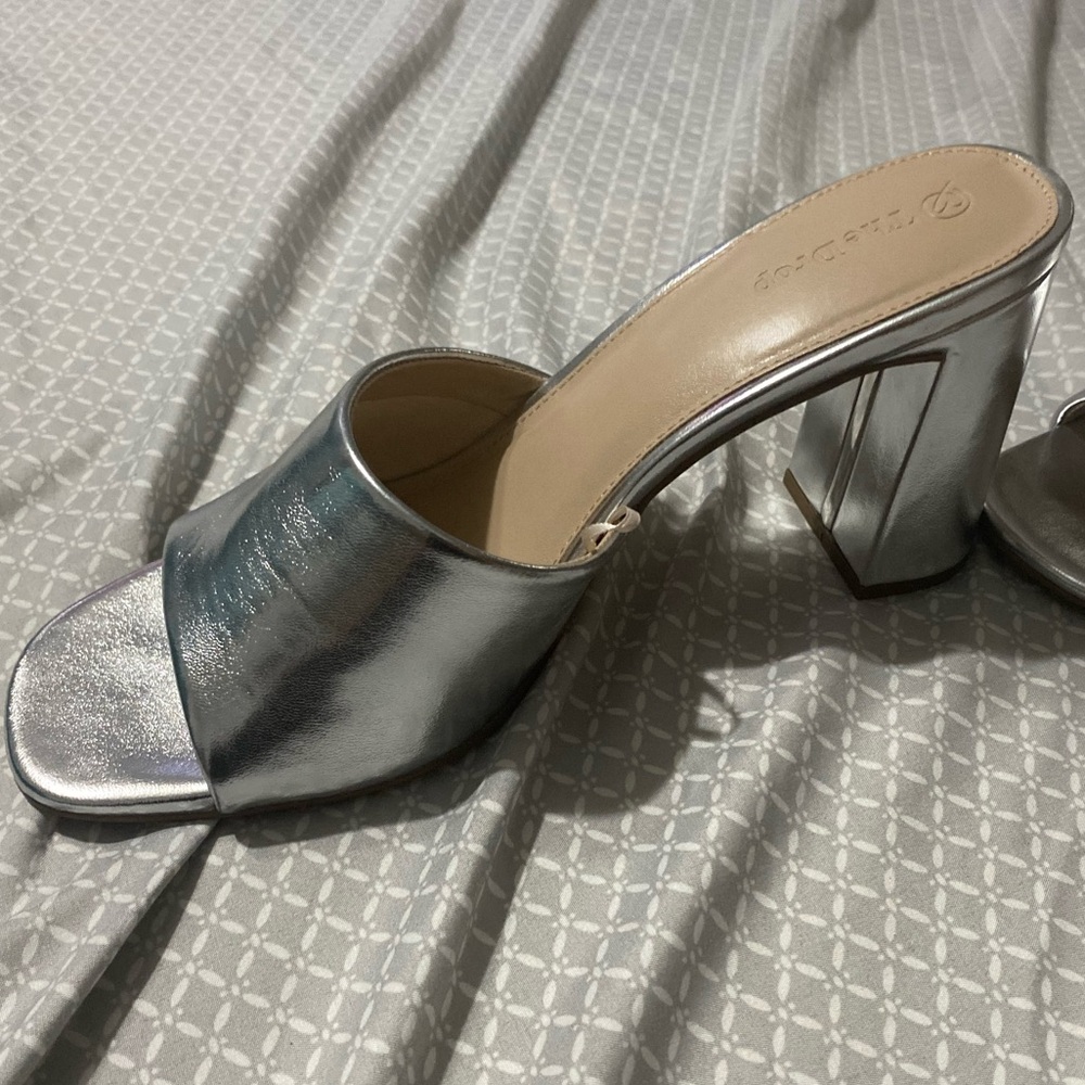 Silver Heels Size 9.5